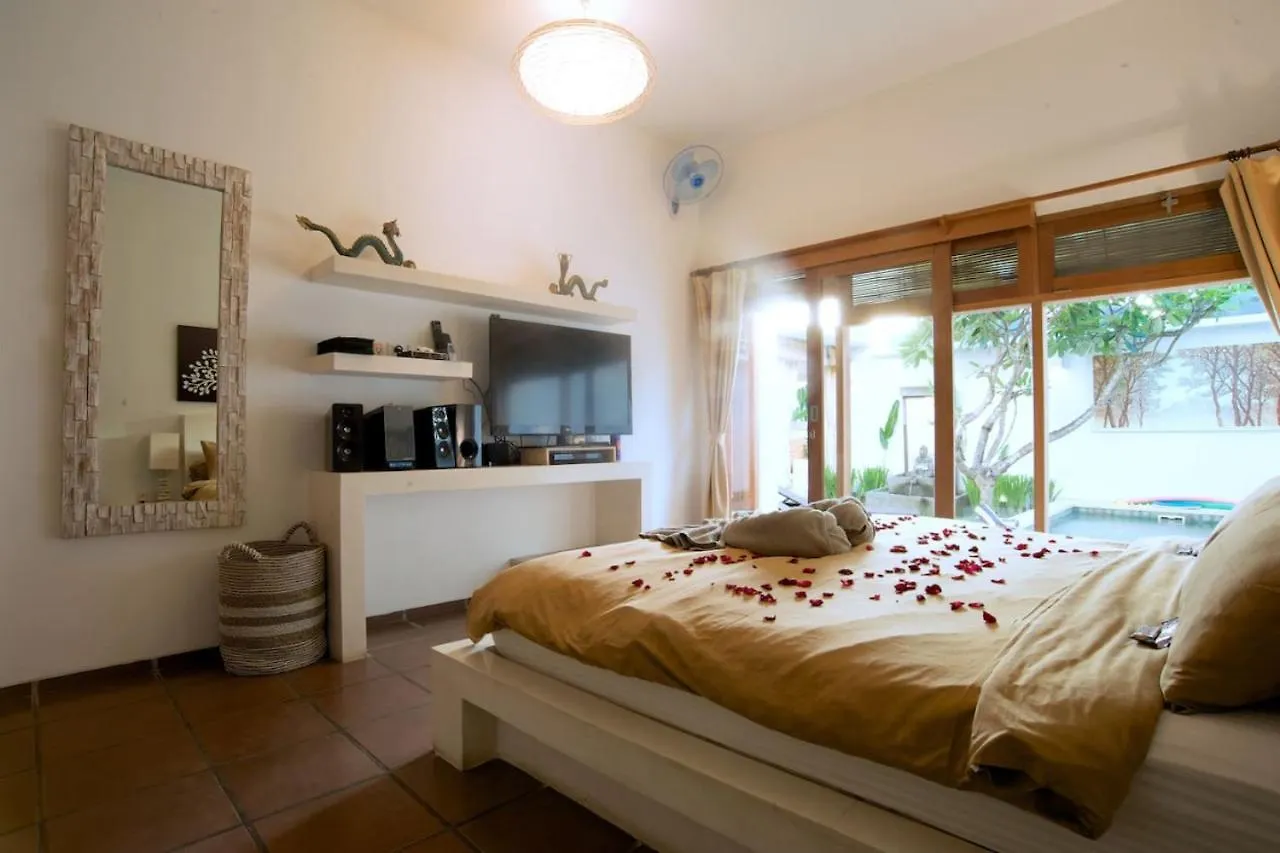 Cozy 2 Bedroom Villa In Seminyak With Private Pool