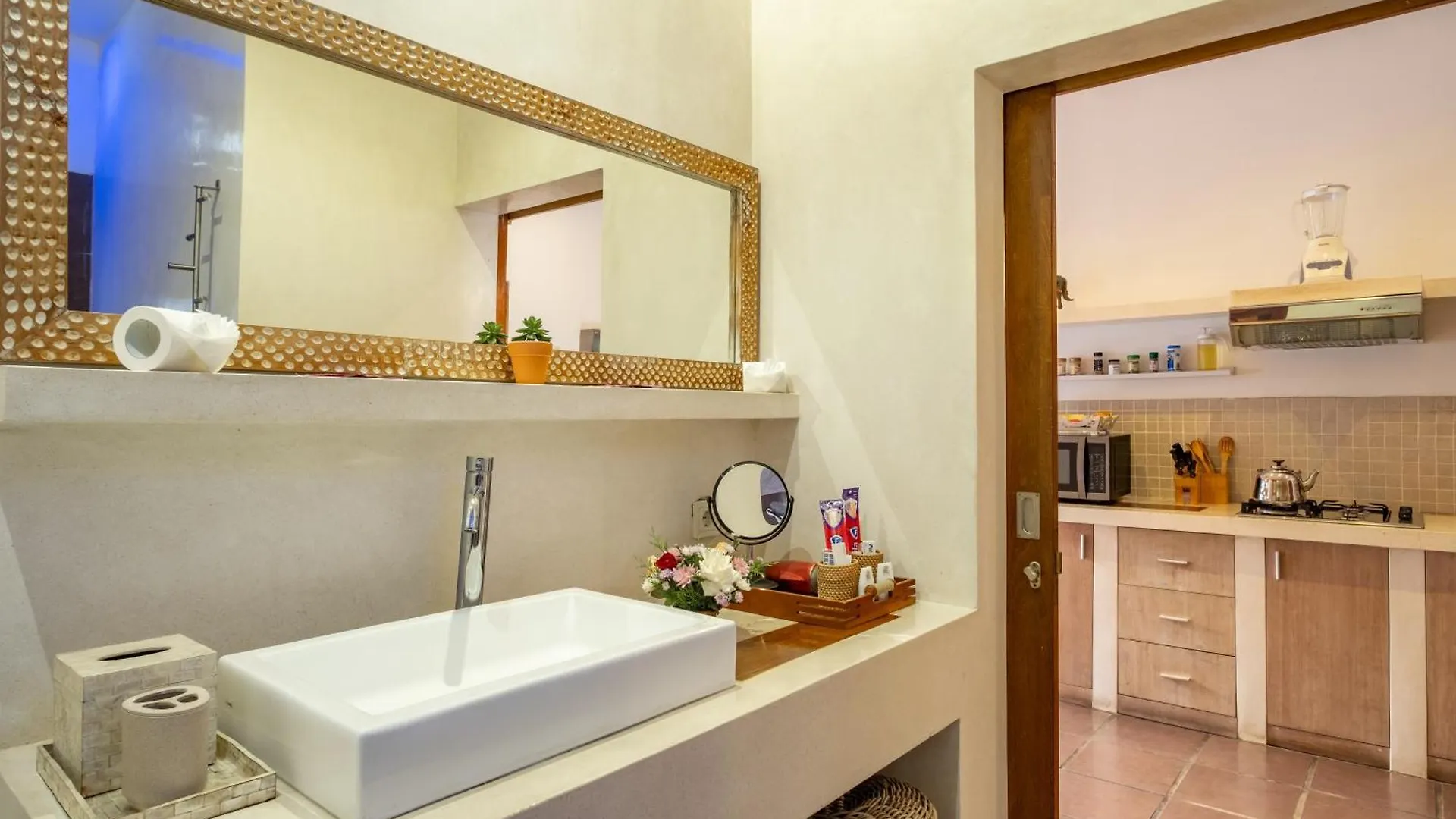 Cozy 2 Bedroom Villa In Seminyak With Private Pool
