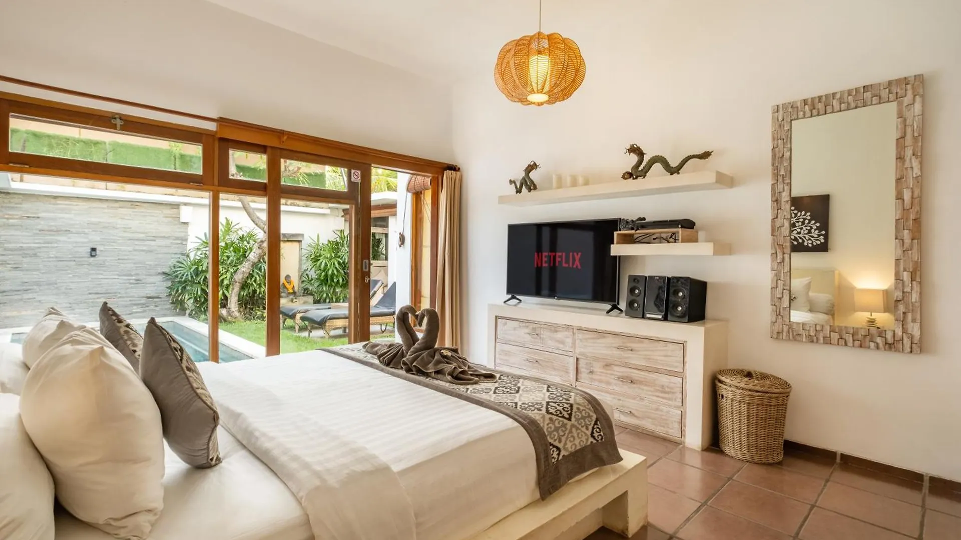 Cozy 2 Bedroom Villa In Seminyak With Private Pool 0*,