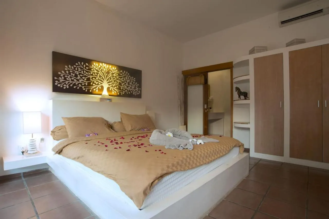 Cozy 2 Bedroom Villa In Seminyak With Private Pool  Seminyak (Bali)