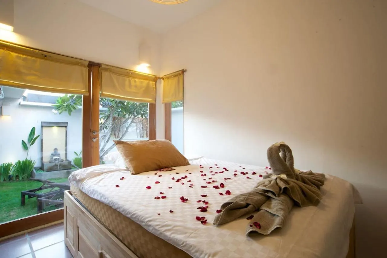 Cozy 2 Bedroom Villa In Seminyak With Private Pool 0*, Seminyak (Bali)